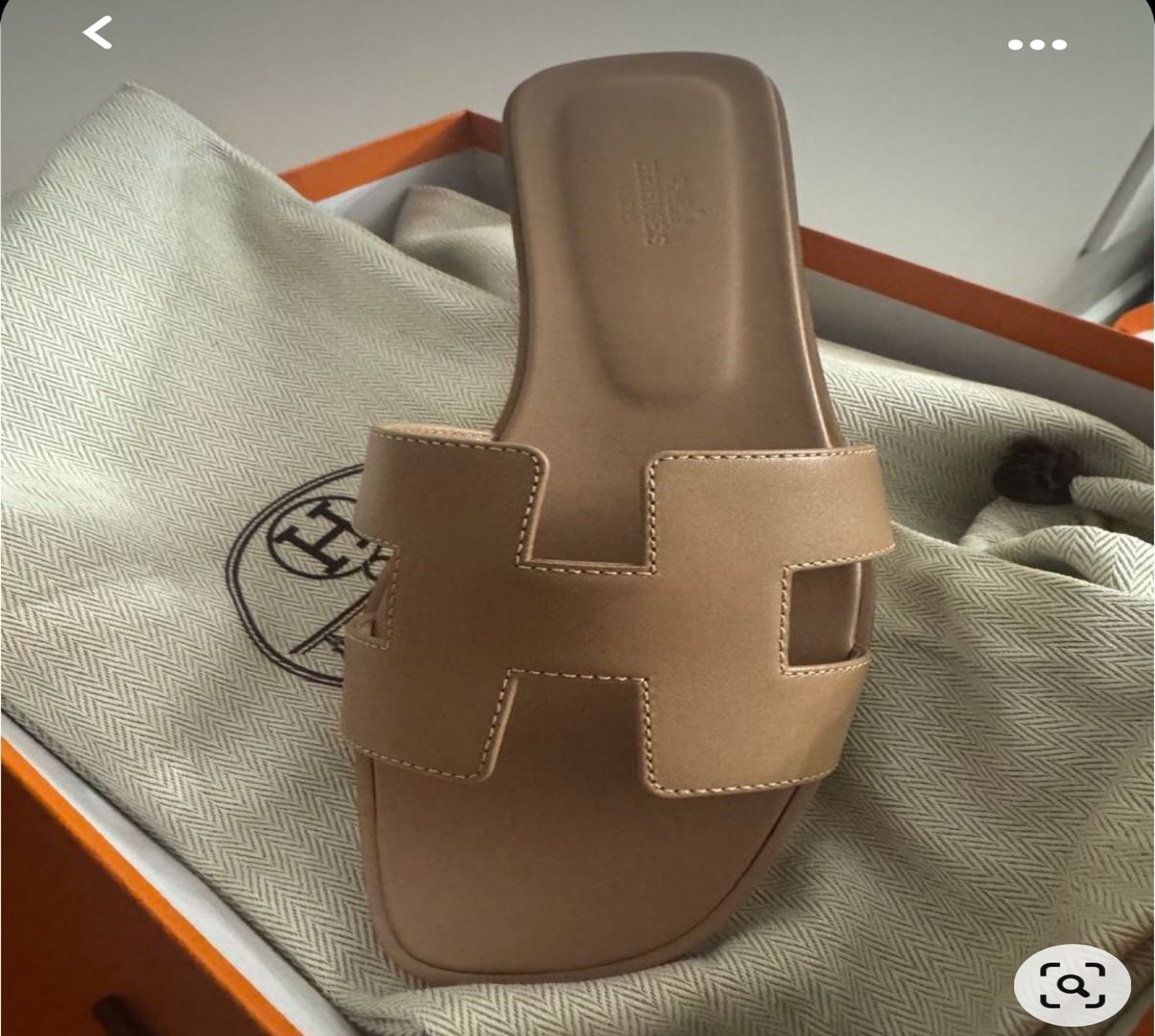 Hermès Oran Sandals - Image 2