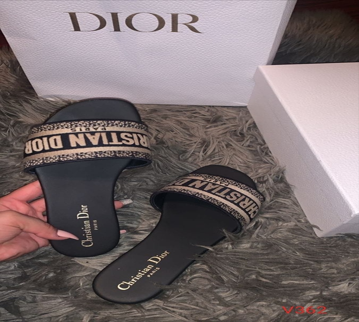Dior Dway Slides - Image 4